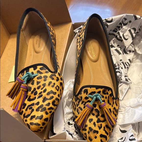 Hush Puppies Women's Leopard Tassel Loafers - Picture 5 of 5